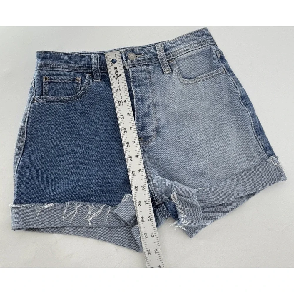 Hollister Shorts 26 Ultra‎ High Rise Mom 3